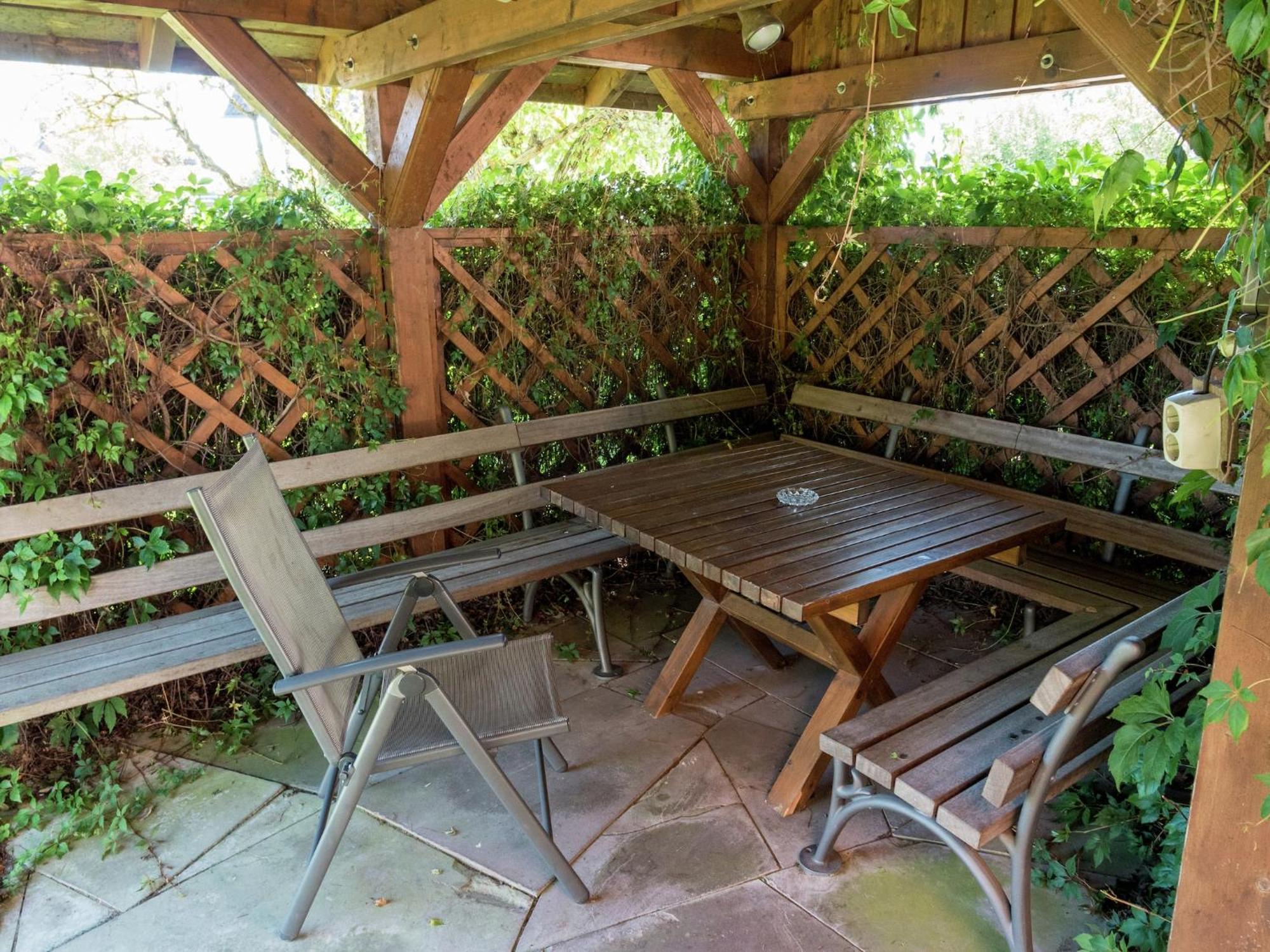 Cozy Apartment In Schwenningen With Garden Villingen-Schwenningen Dış mekan fotoğraf