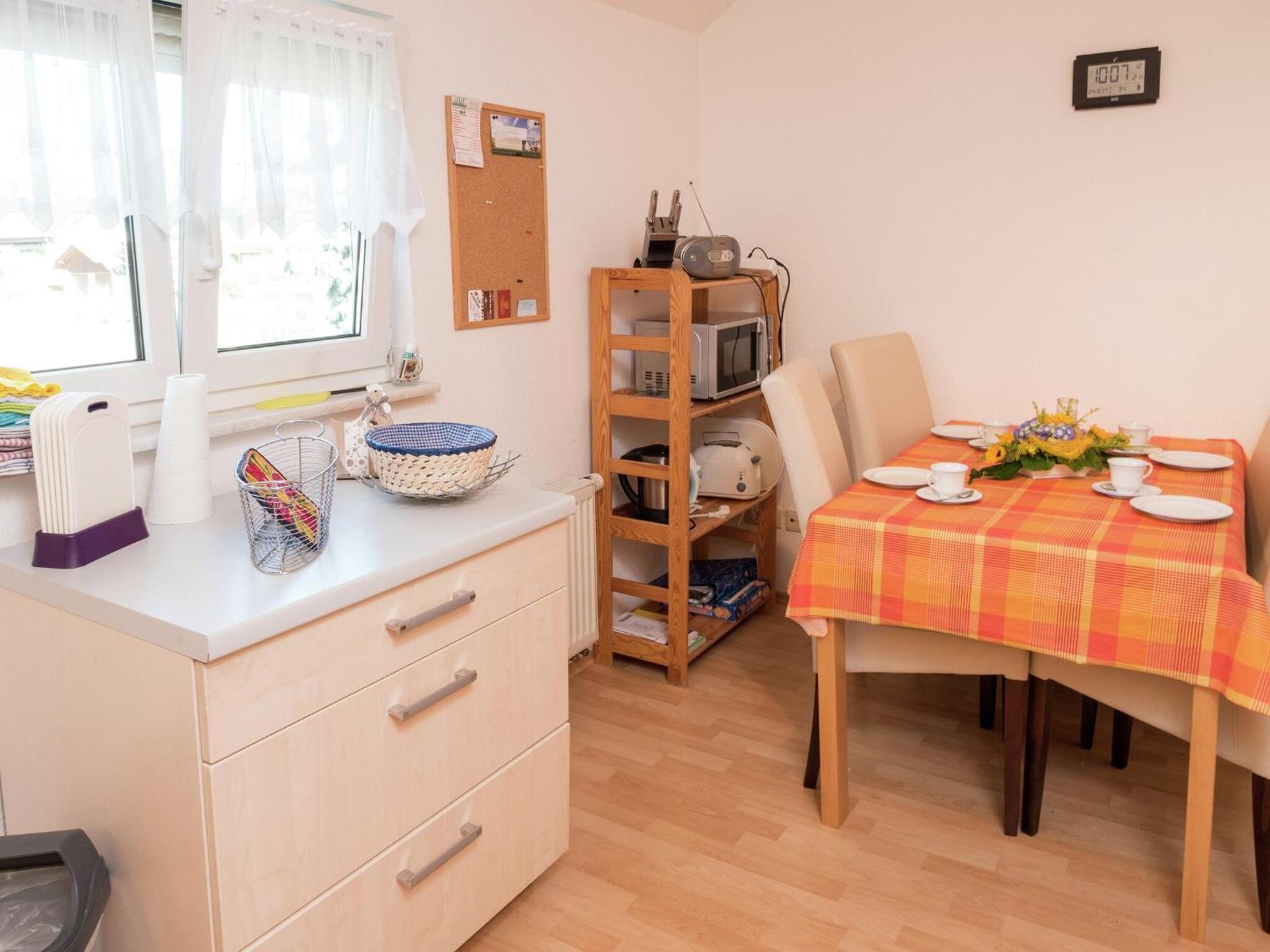 Cozy Apartment In Schwenningen With Garden Villingen-Schwenningen Dış mekan fotoğraf